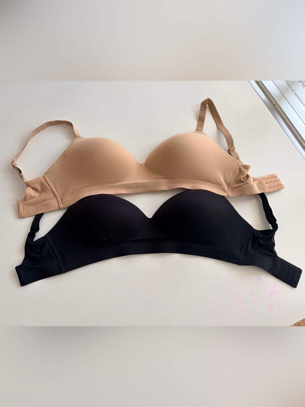 Soma Enbliss Wireless Bra Duo - Black & Nude (Warm Amber)